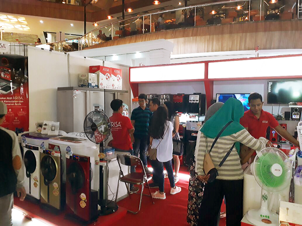 ARISA GEBYAR MERDEKA DI MALL CIPUTRA SEMARANG