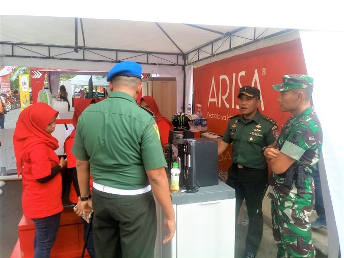 ARISA BERPARTISIPASI DALAM ACARA 17 AGUSTUS [BJM]