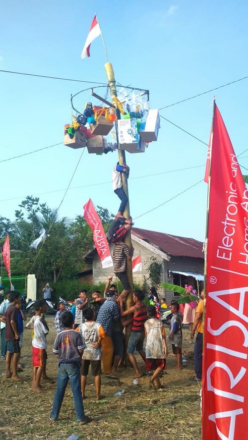 ARISA BERPARTISIPASI DALAM ACARA 17 AGUSTUS [PLB]